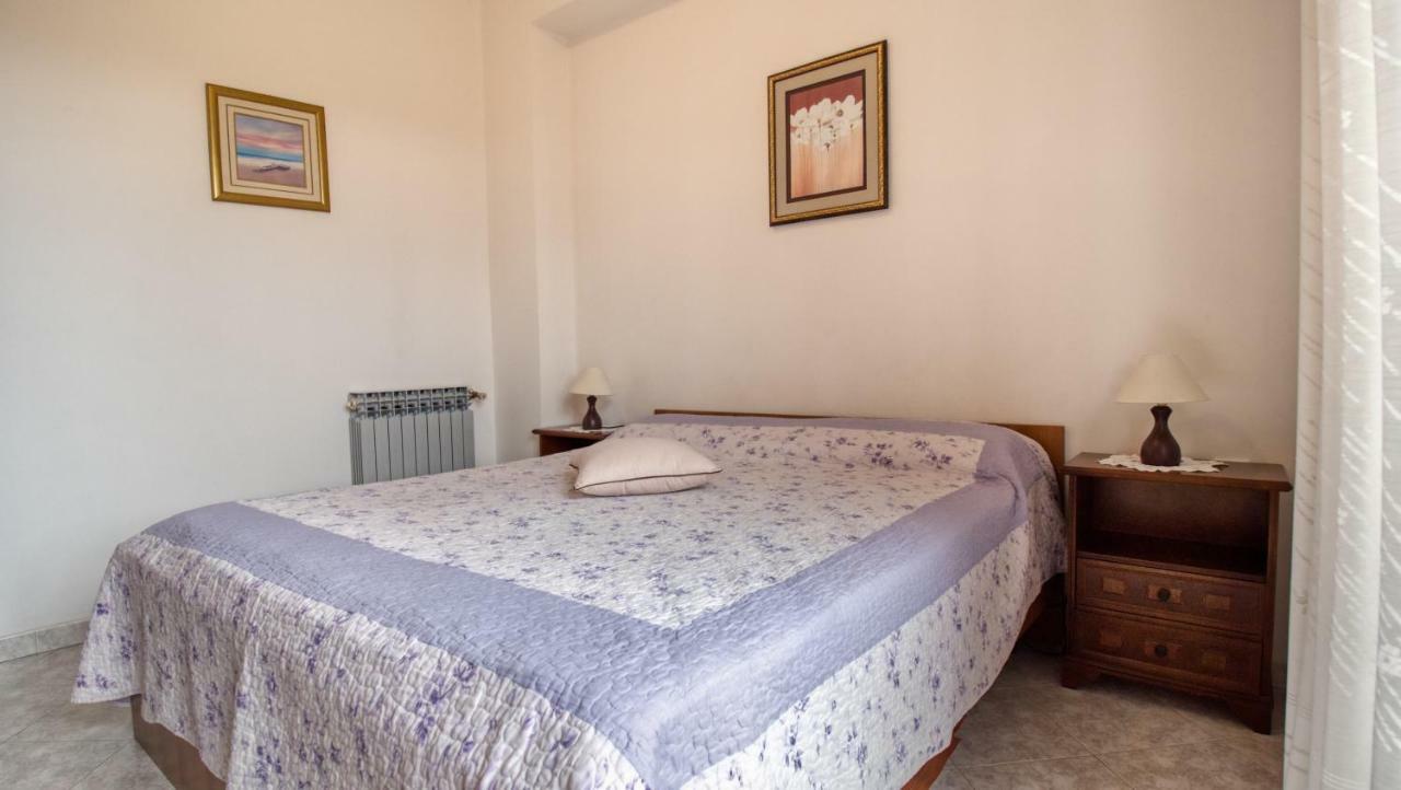 Bonetti Apartment *